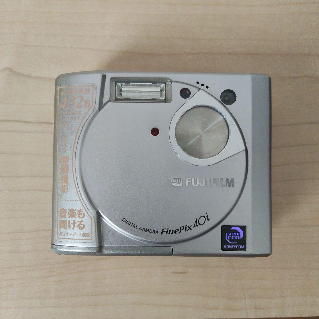 FUJIFILM FinePix 40i デジタルカメラ　箱付き、通電確認済み