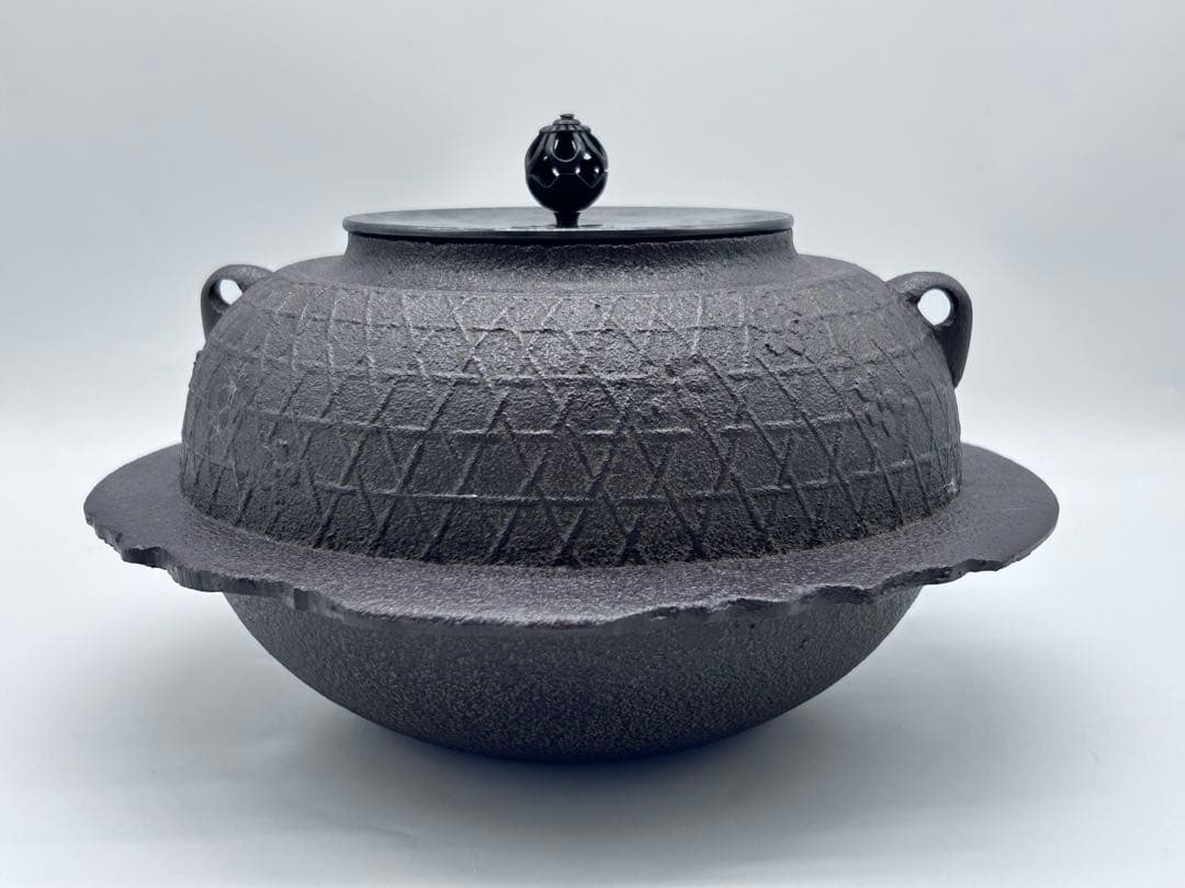 釜師 菊地政光作 置炉釜 桜川地紋 茶釜 茶道　-378-