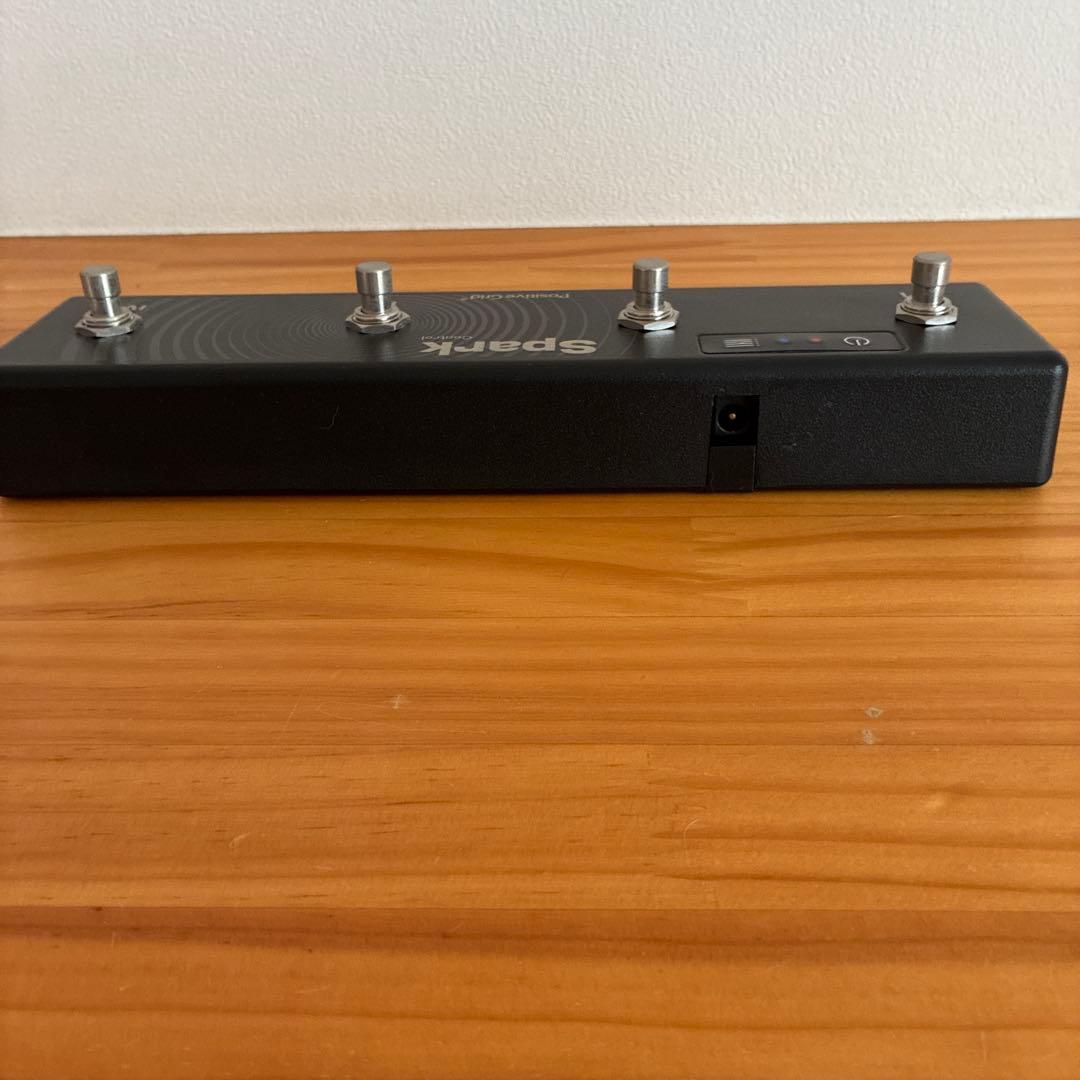 JS BB 　Positive Grid Spark Control