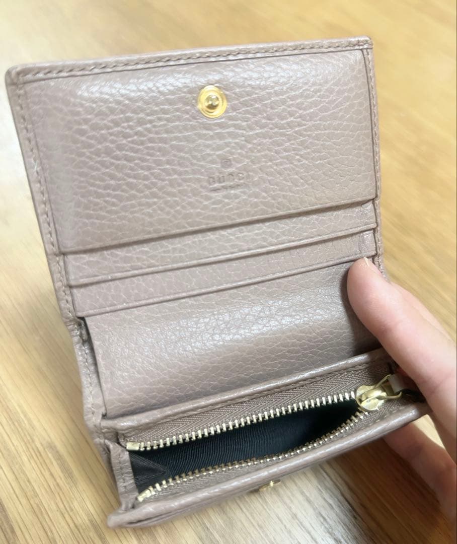 GUCCI マーモント 2つ折財布
