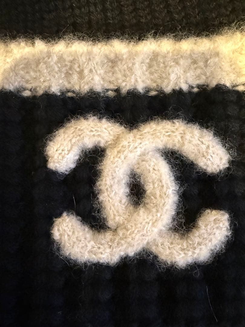 CHANEL ニット帽 ブラック・アイボリー
