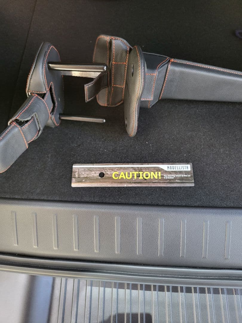 ハンドルロック　モデリスタ　TRD