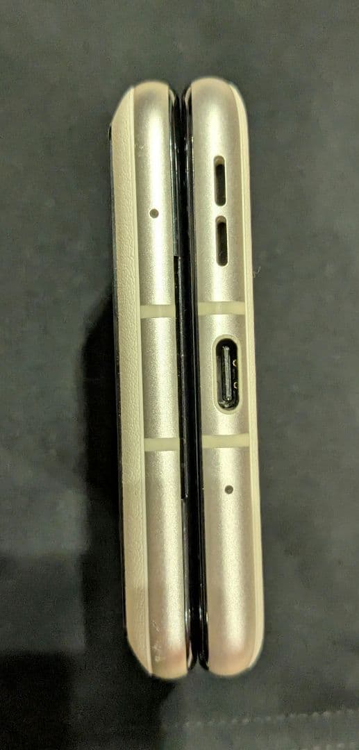 Motorola Razr 40 256GB 本体