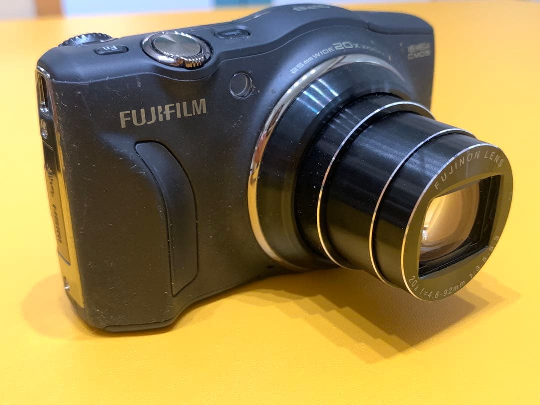 Fujifilm FINEPIX F770EXR コンパクトデジタルカメラ