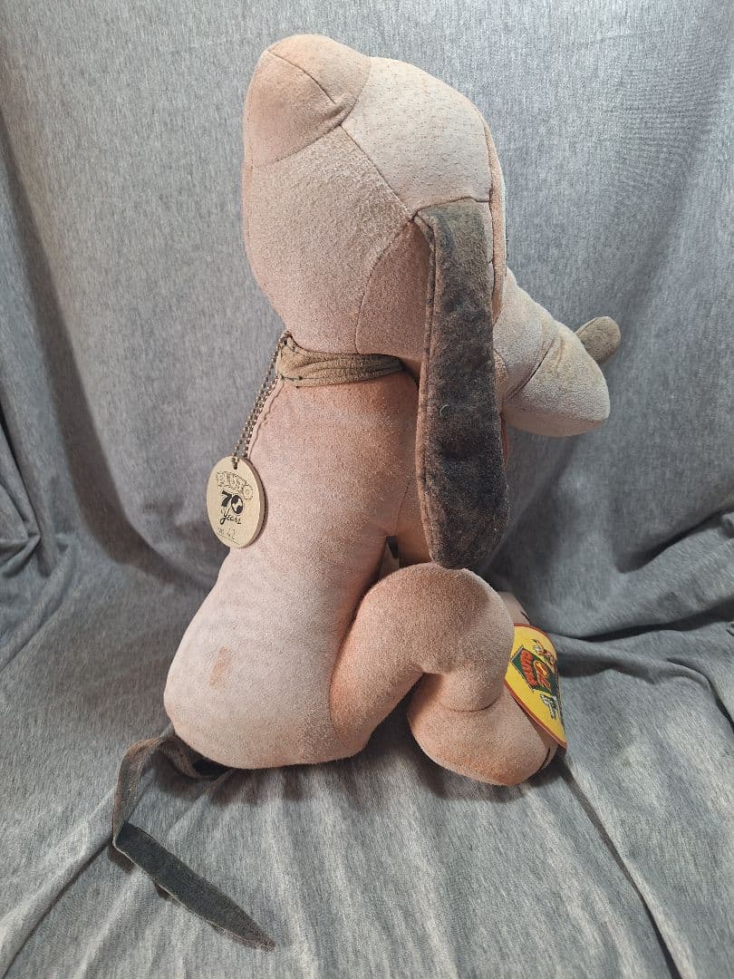 レア ディズニー ストア 限定 プルート 70周年 シリアルナンバー入り 希少