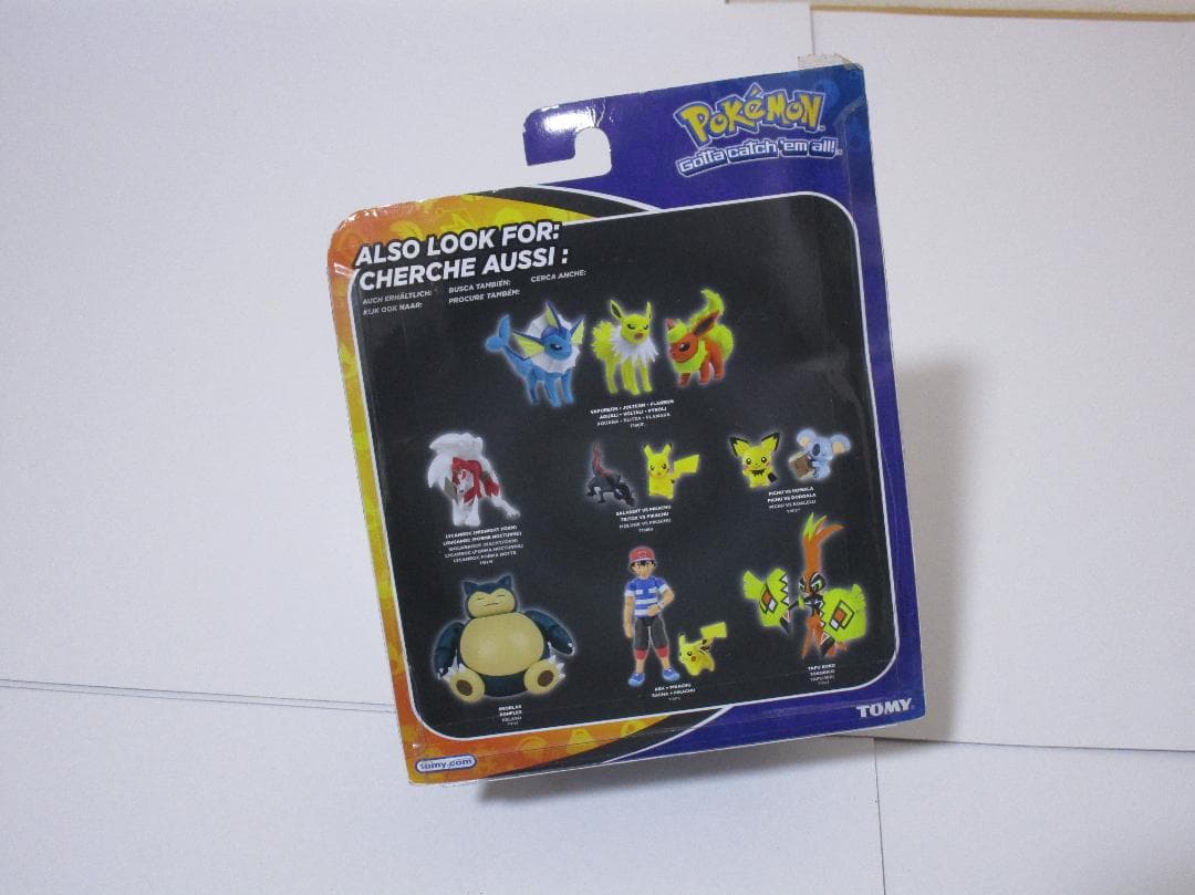 ニンフィア　エーフィ　ブラッキー　海外フィギュア　TOMY　ポケモン