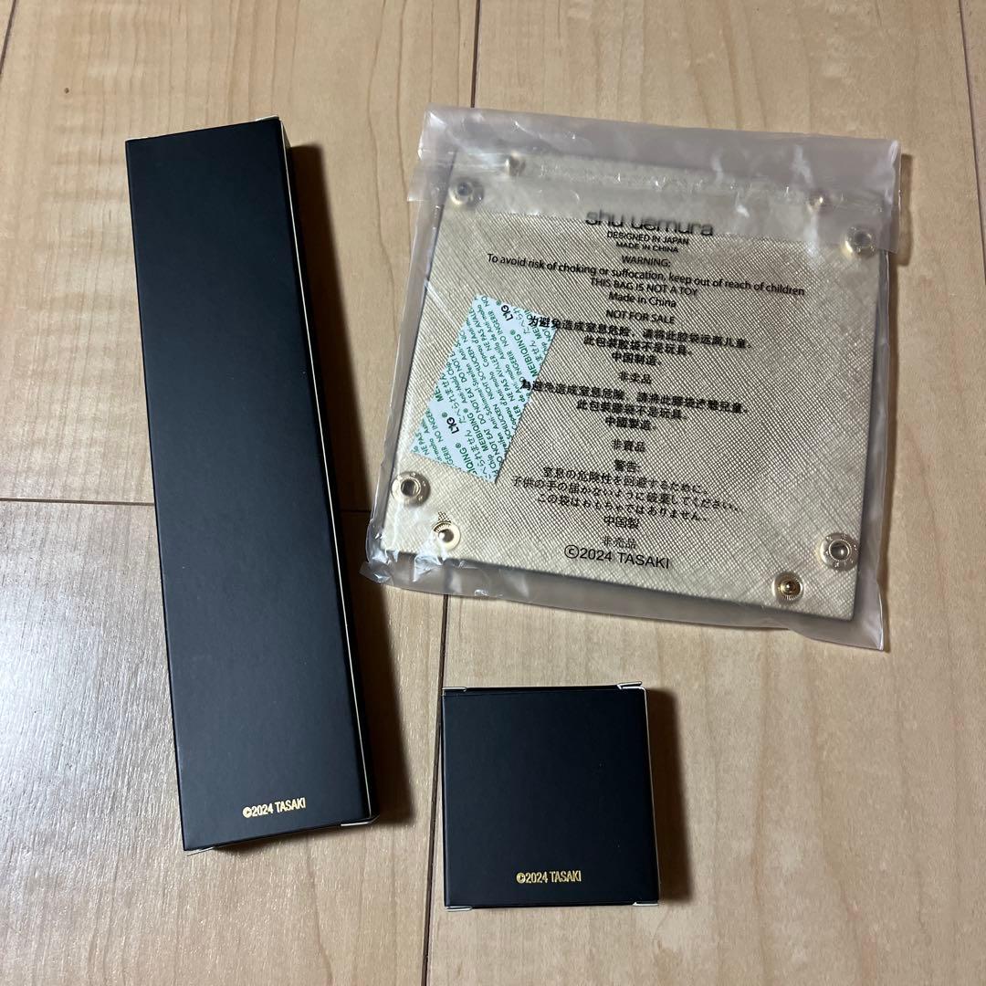 シュウウエムラ　tasaki ノベルティセット