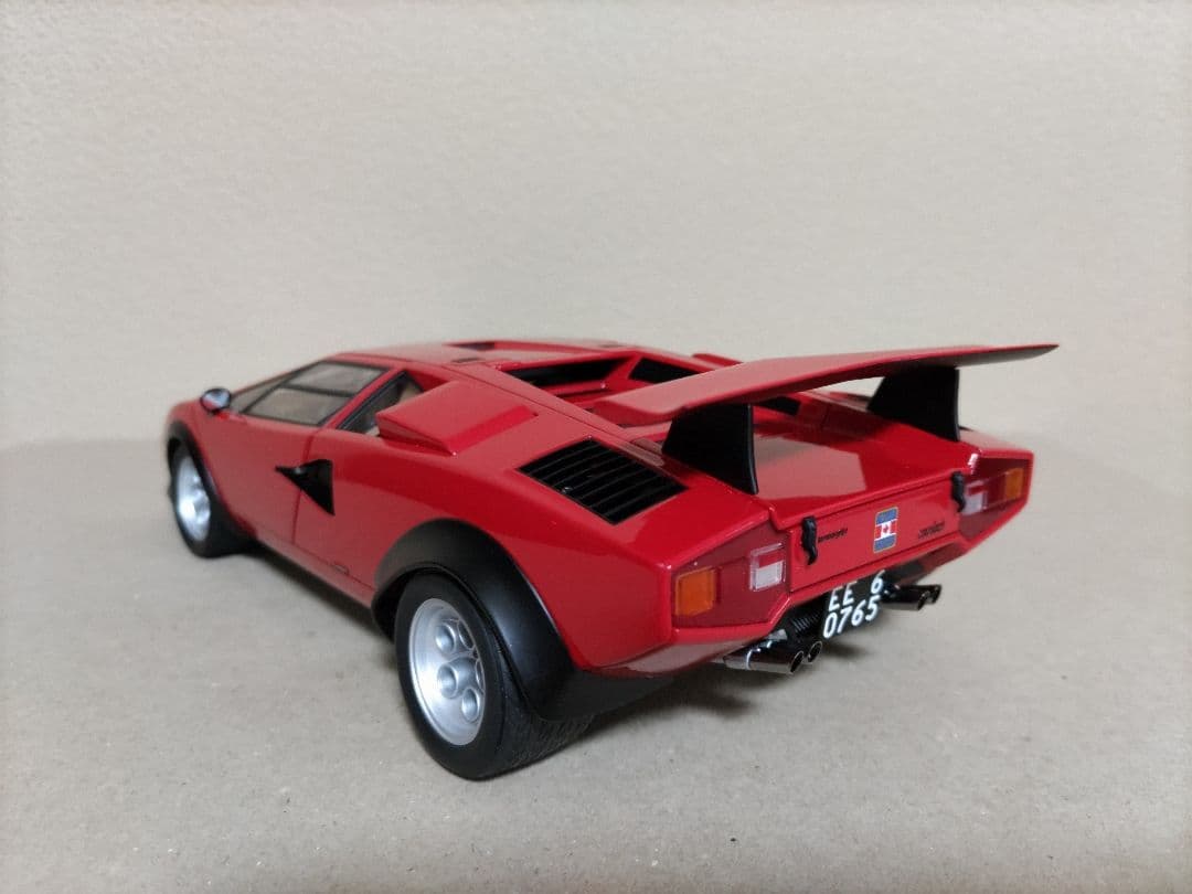 fIowers for algernon　カウンタック　1/18