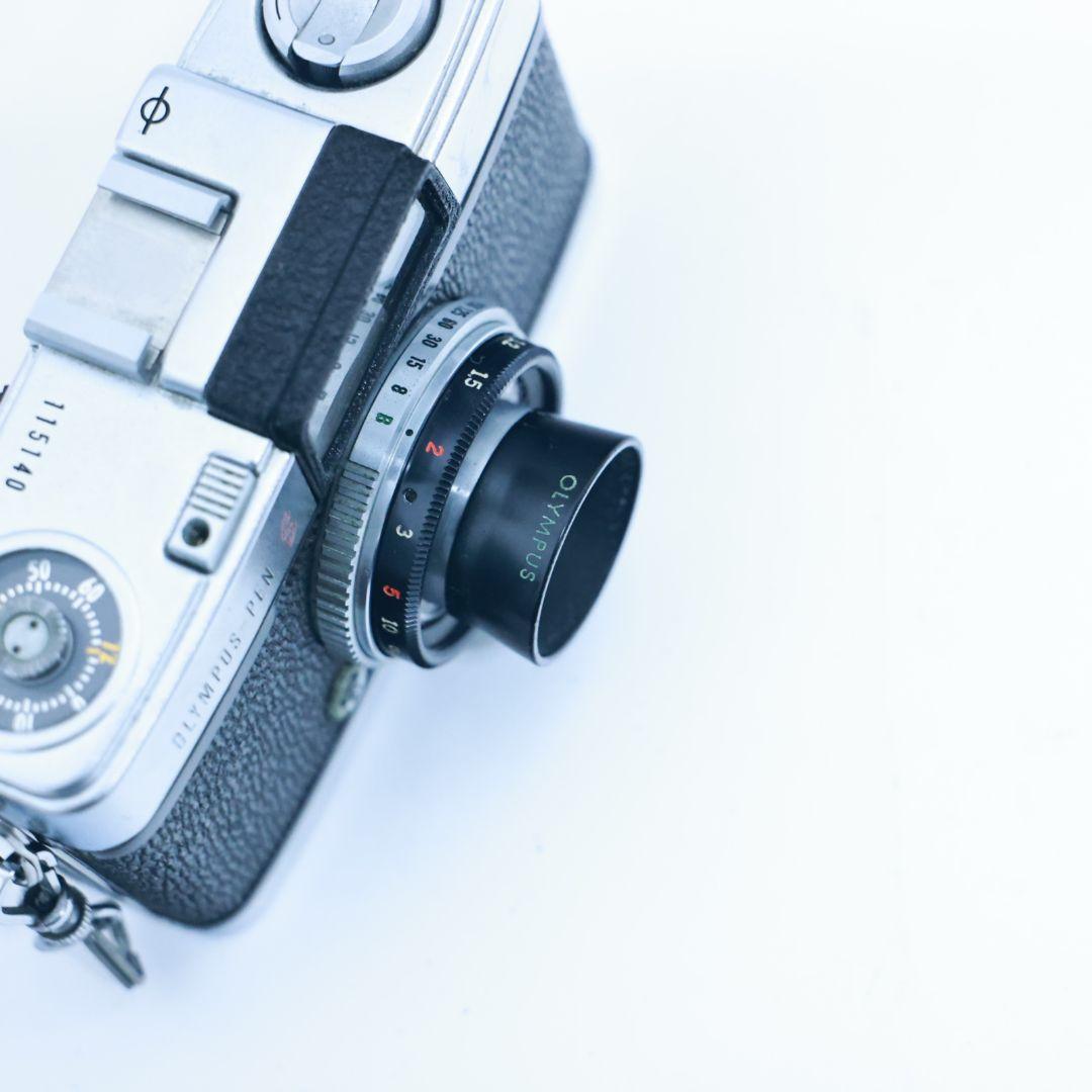 フィルムカメラ OLYMPUS PEN S 希少フード付 ハーフカメラ
