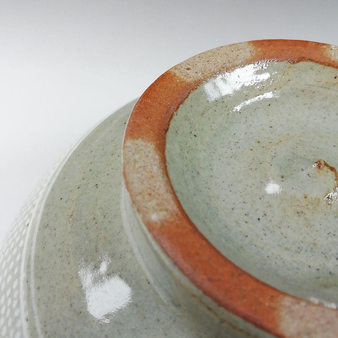 Ｔ４３４　茶碗　『三島手刷毛目　茶碗』『黃仁哲 作』　共箱　抹茶碗　茶道具