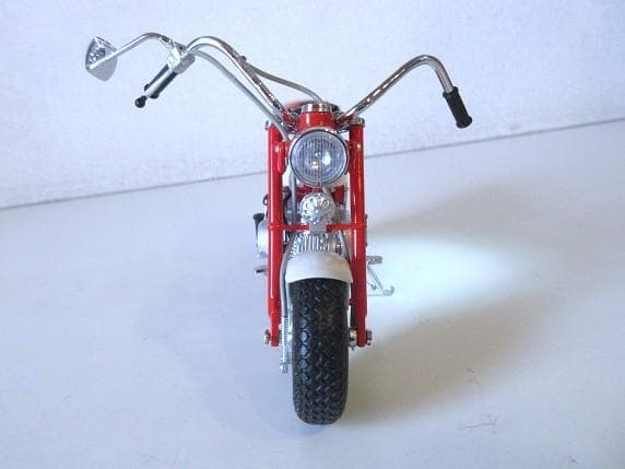 EBBRO (1/10) ホンダ Monkey Z50M