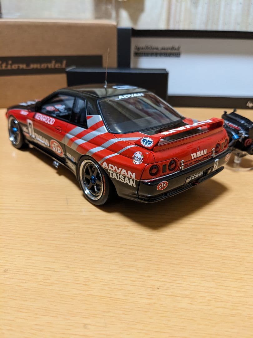 イグニッションモデル1/18　STP タイサン GT-R 1992 JTC