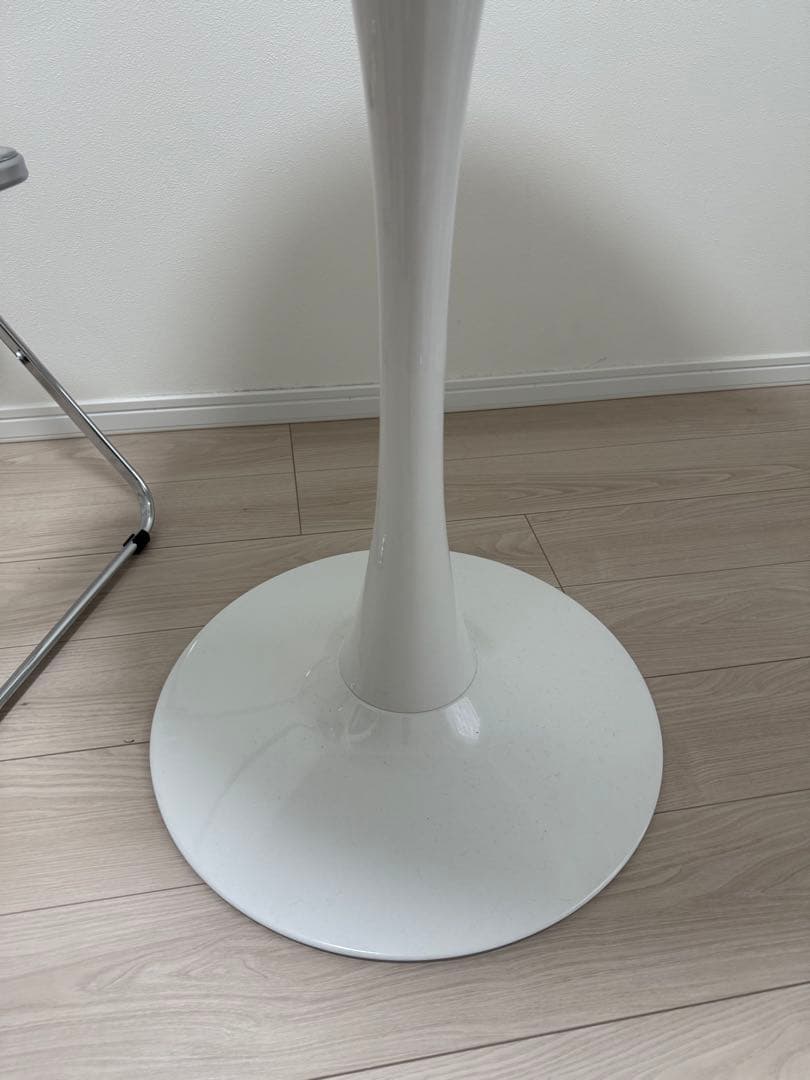 【東京】【送料込み】ホワイト　丸テーブル　韓国　インテリア