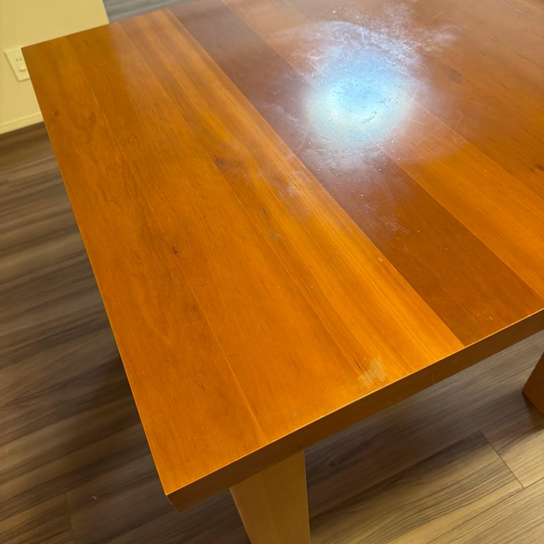 ダイニングテーブル　モーダエンカーサ　テーブル