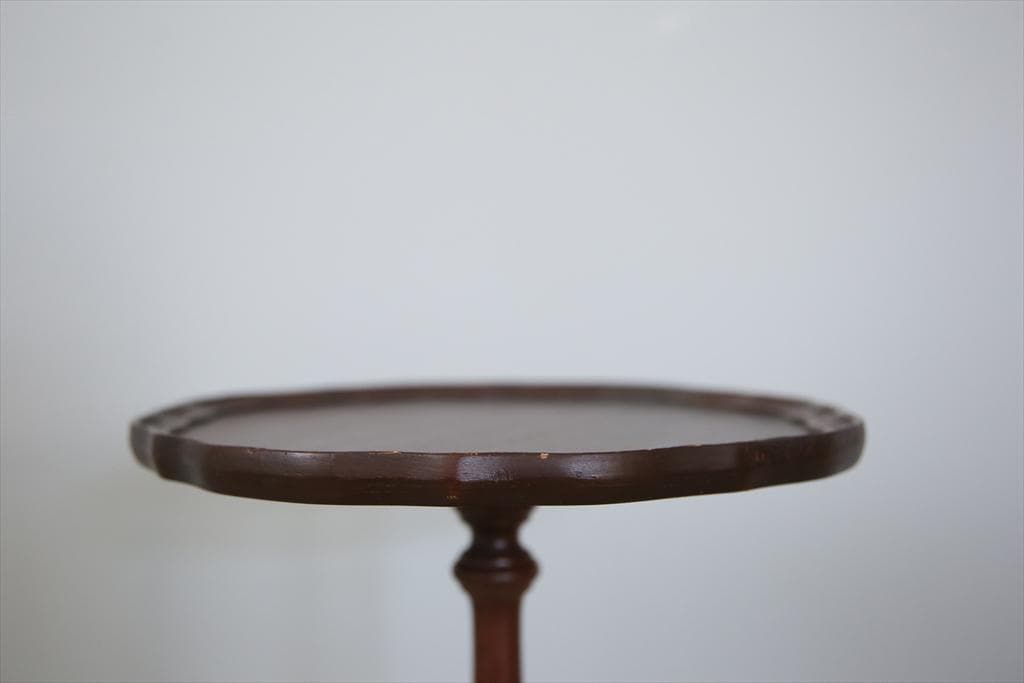 英国アンティーク木製ワインテーブル/サイドテーブル/丸机/飾り棚(89-15)