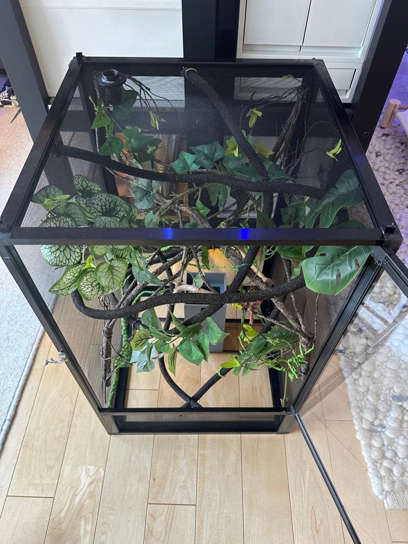 カメレオン　爬虫類　アルミ　通気　飼育ケージ 網　アクセサリー付き