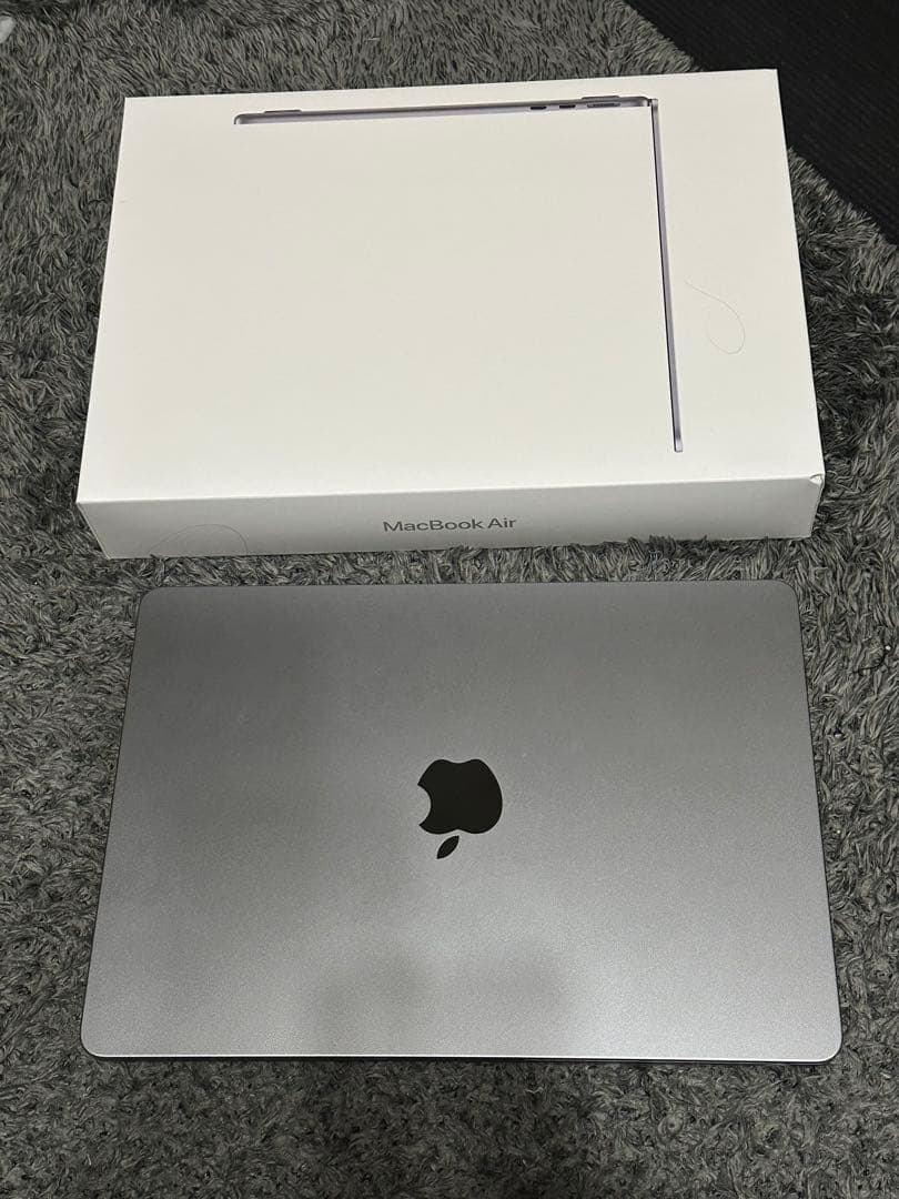 Apple MacBook Air M2 13.6インチ シルバー 本体
