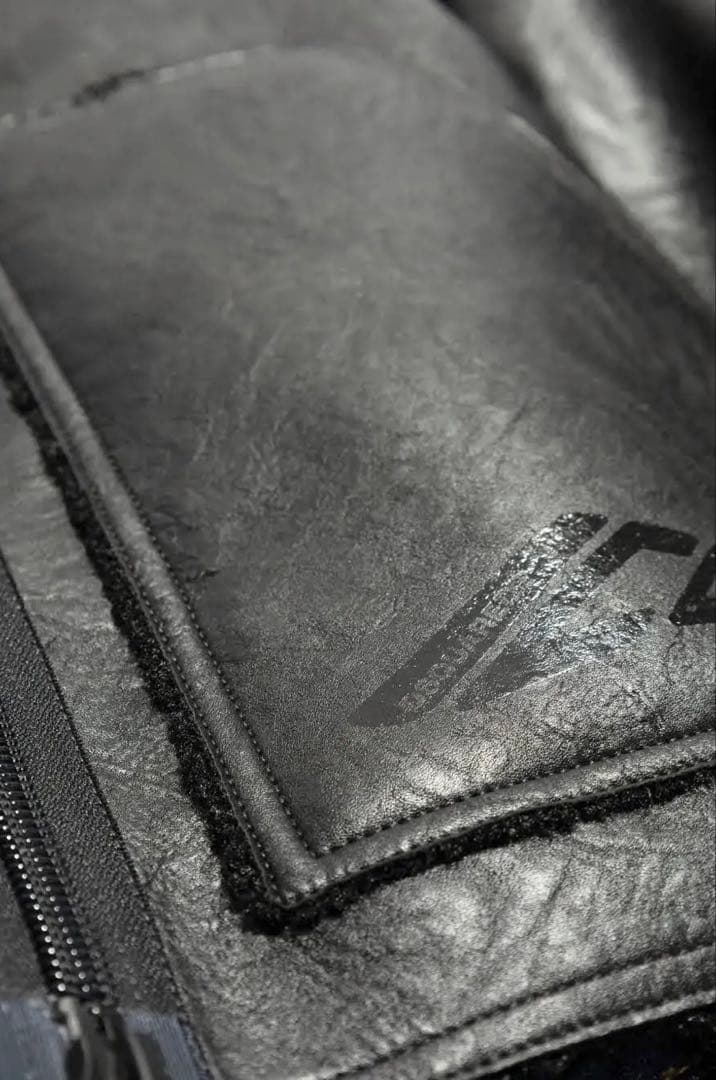 定価23万 24AW準新作・極美品 ヴィーガンレザー オーバーサイズジャケット