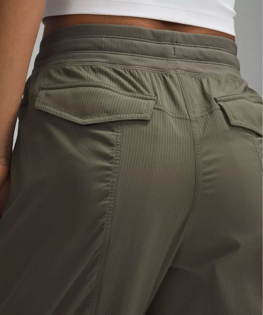 【新品】lululemon ルルレモン カーゴジョガー XS (Sサイズ相当)