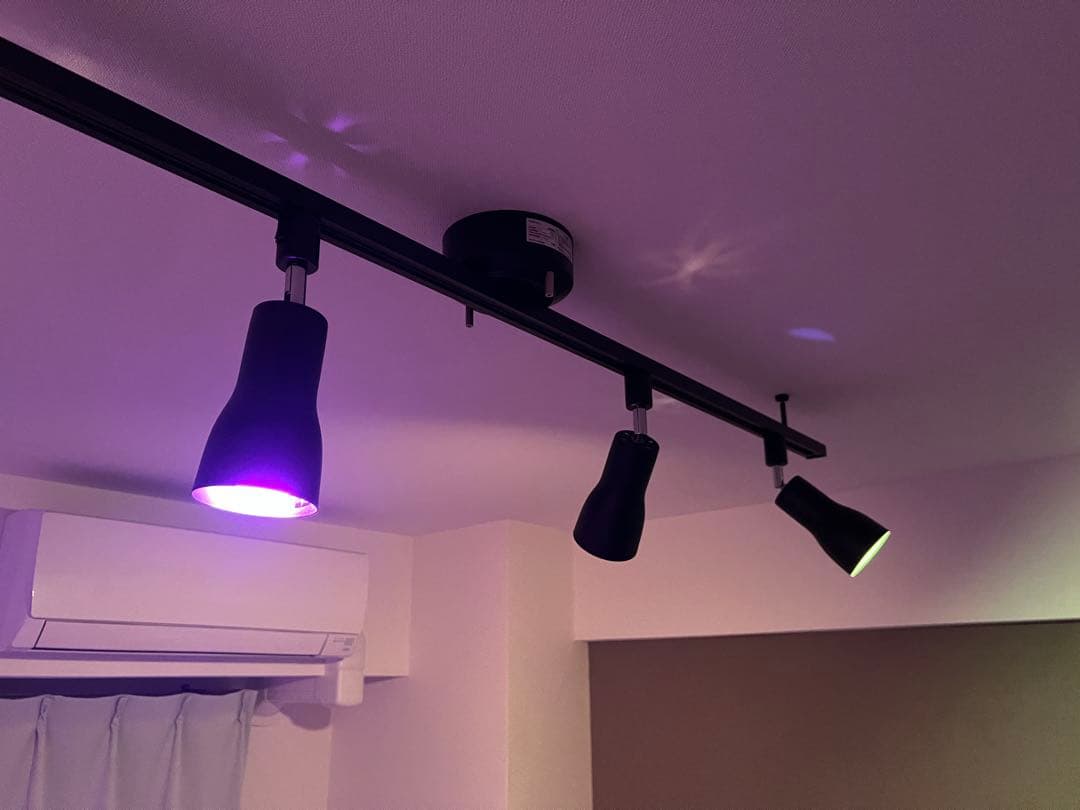 swhich bot電球4つ付き　スポットライトセット