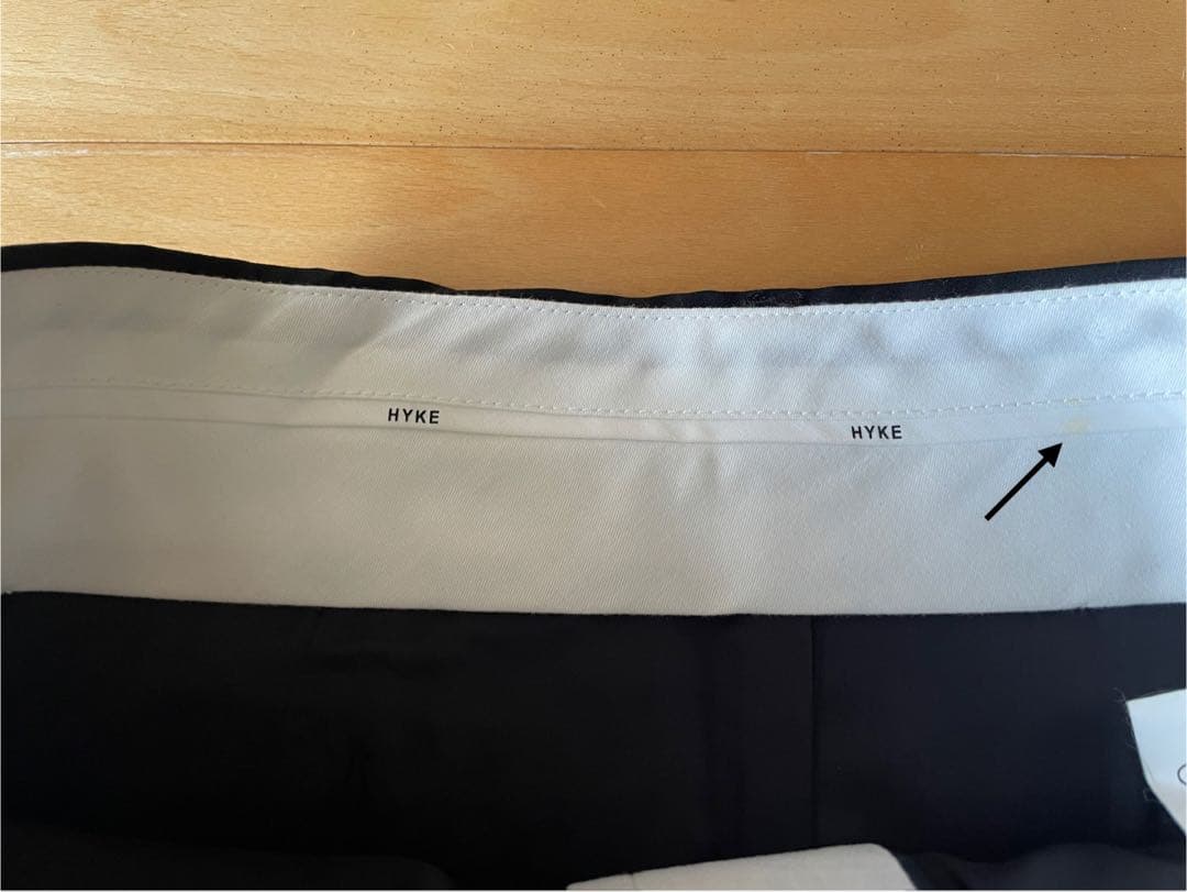 HIKE 黒 キャロットハーフパンツ