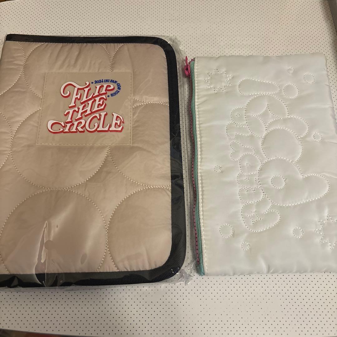 INI マルチコレクトケース ポーチ