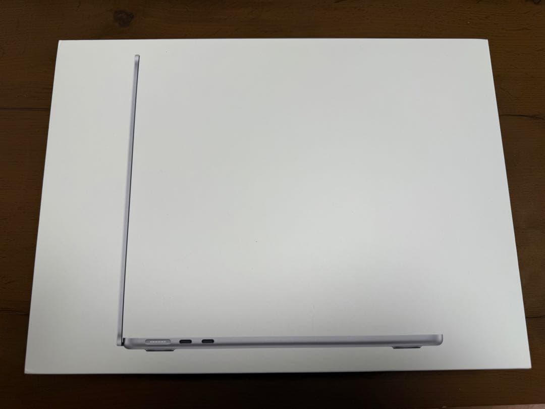 Apple MacBook Air m2 13.6インチシルバー 充電器付き