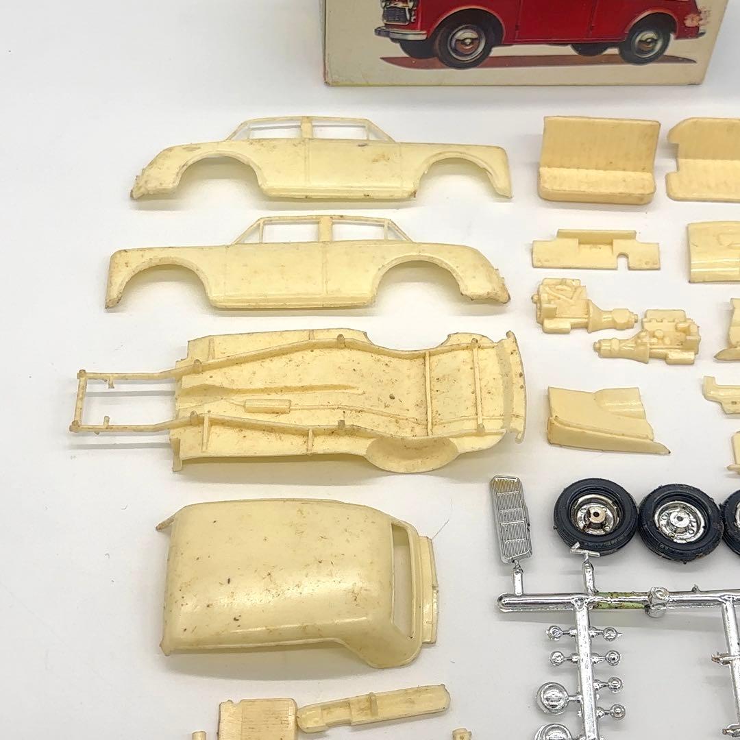 【激レア】当時物 マルサン ダットサン 1000 セダン プラモデル