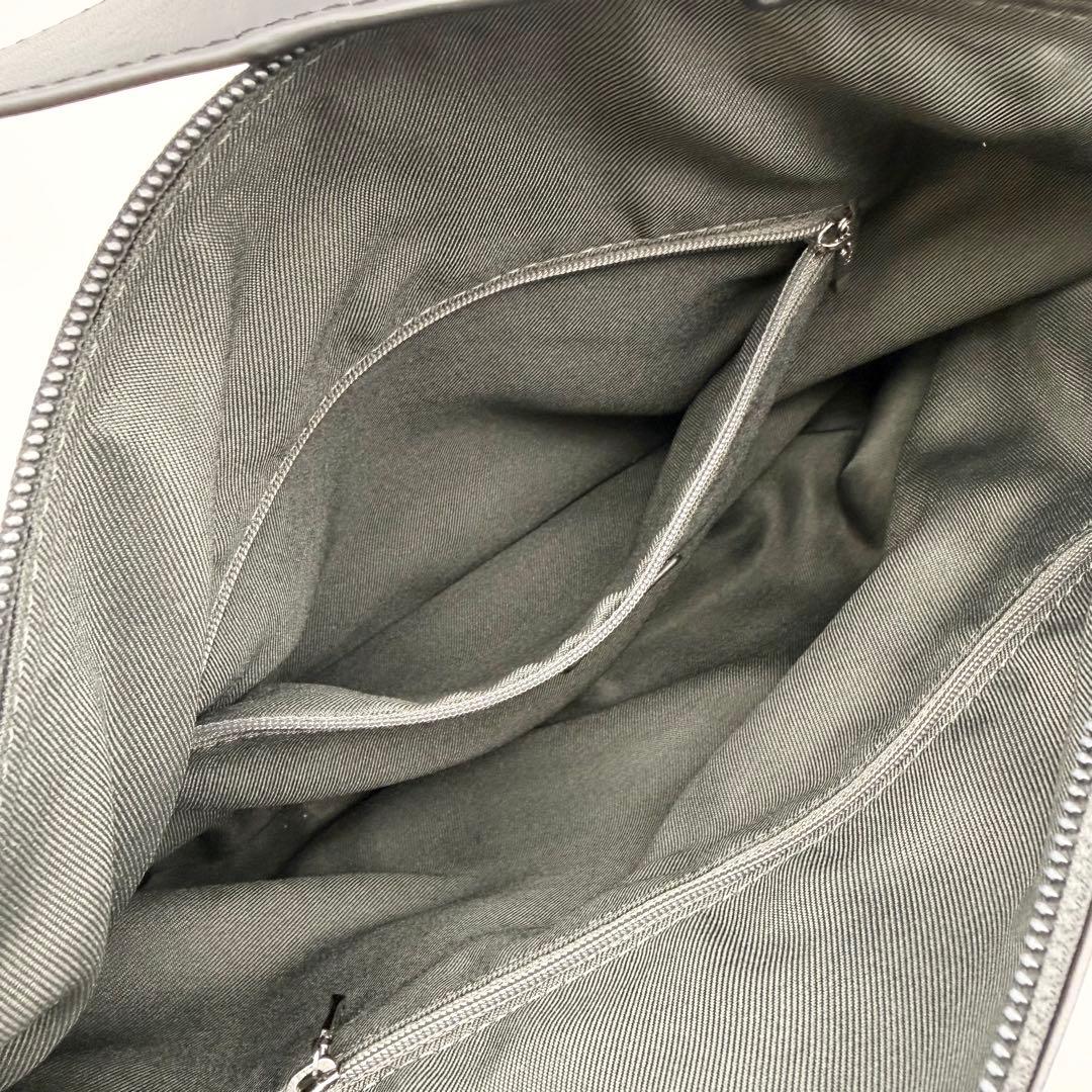 【極美品】ear PAPILLONNER 2WAYレザーショルダーバッグブラック