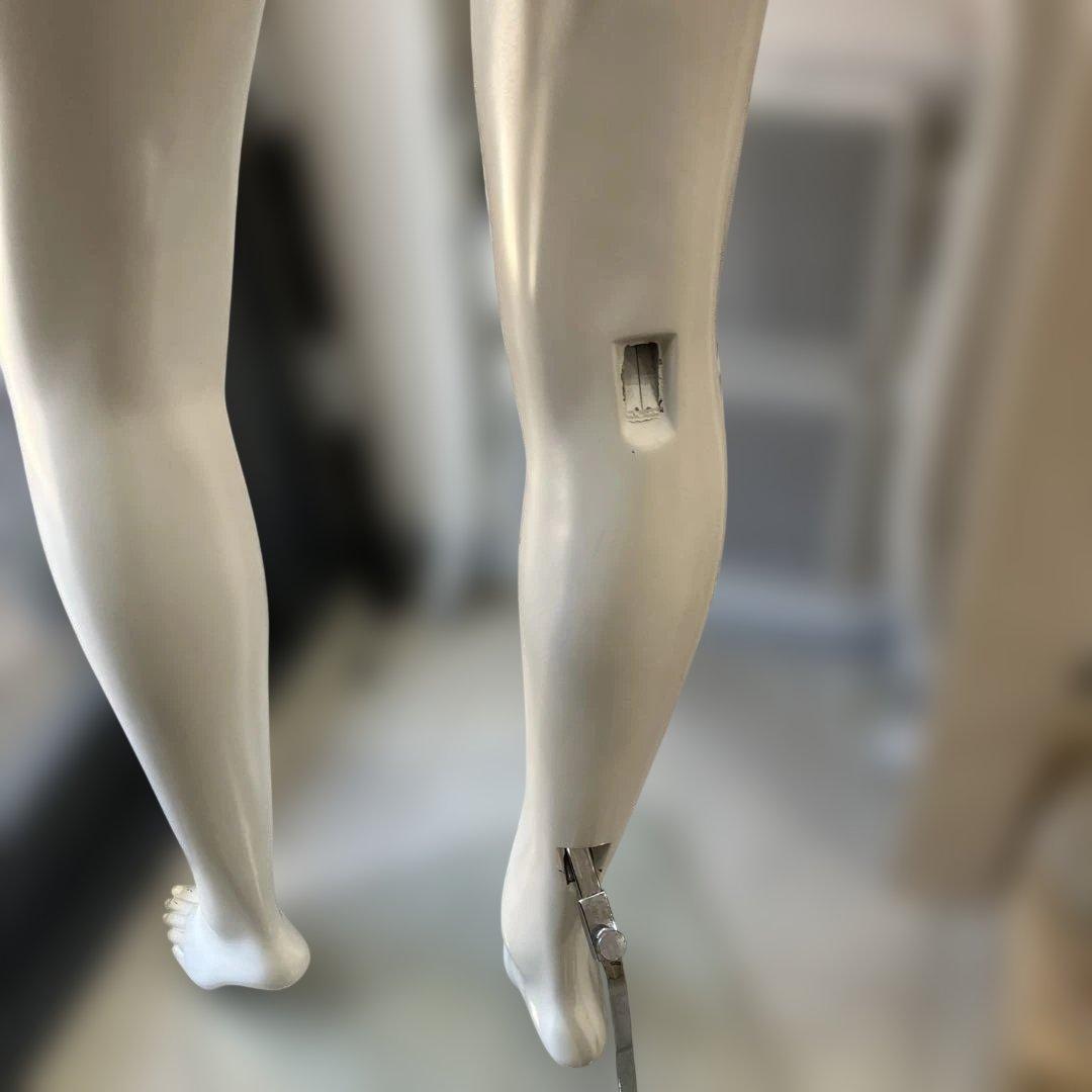女性用ホワイトマネキン