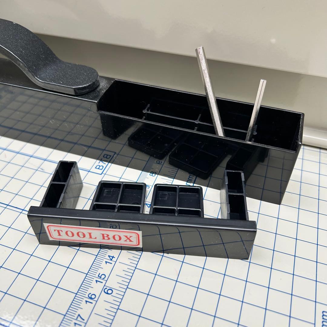 【新品 替刃・受木 付き】HFS(R) A4 ペーパーカッター 大型裁断機