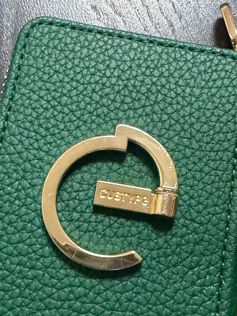 CUSTYPE iPhoneケースと小物入れセットiphone 14 pro