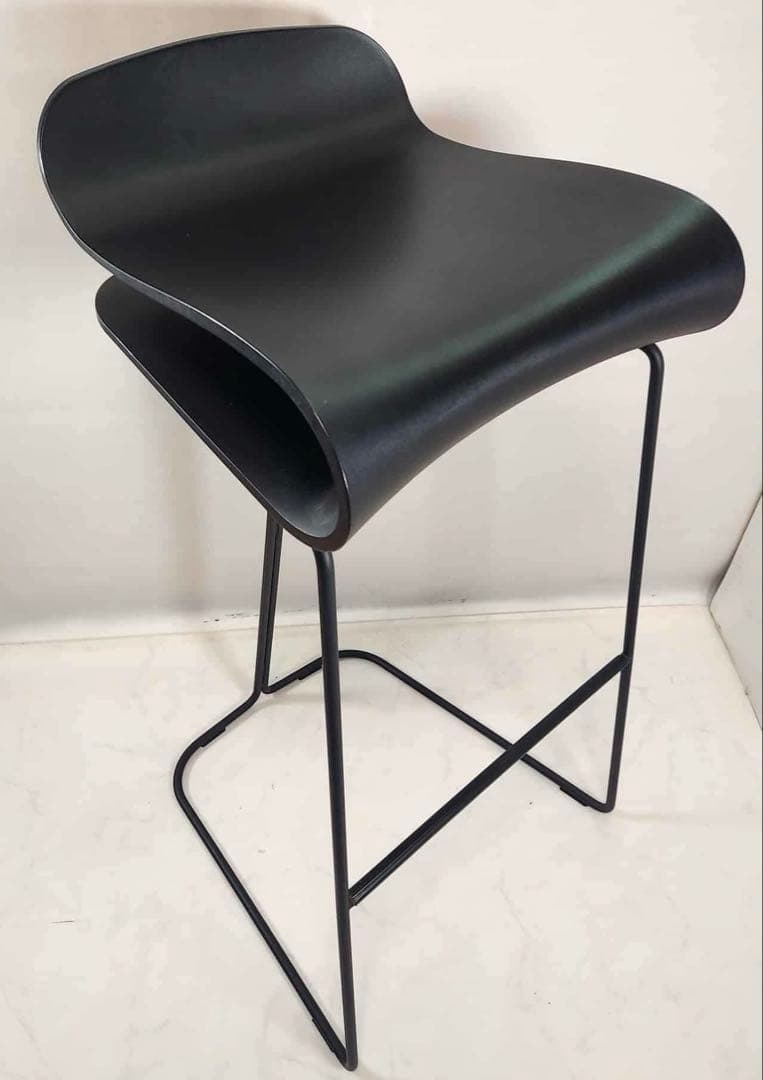 BCN design Harry&Camila KRISTALIA バースツール