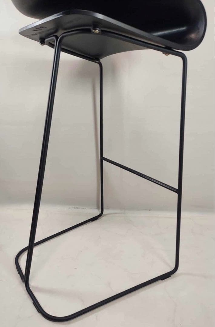 BCN design Harry&Camila KRISTALIA バースツール