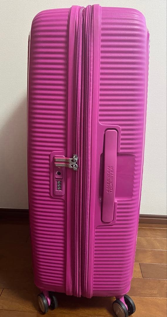 アメリカンツーリスター　サウンドボックス　スーツケース　97〜110L 77㎝