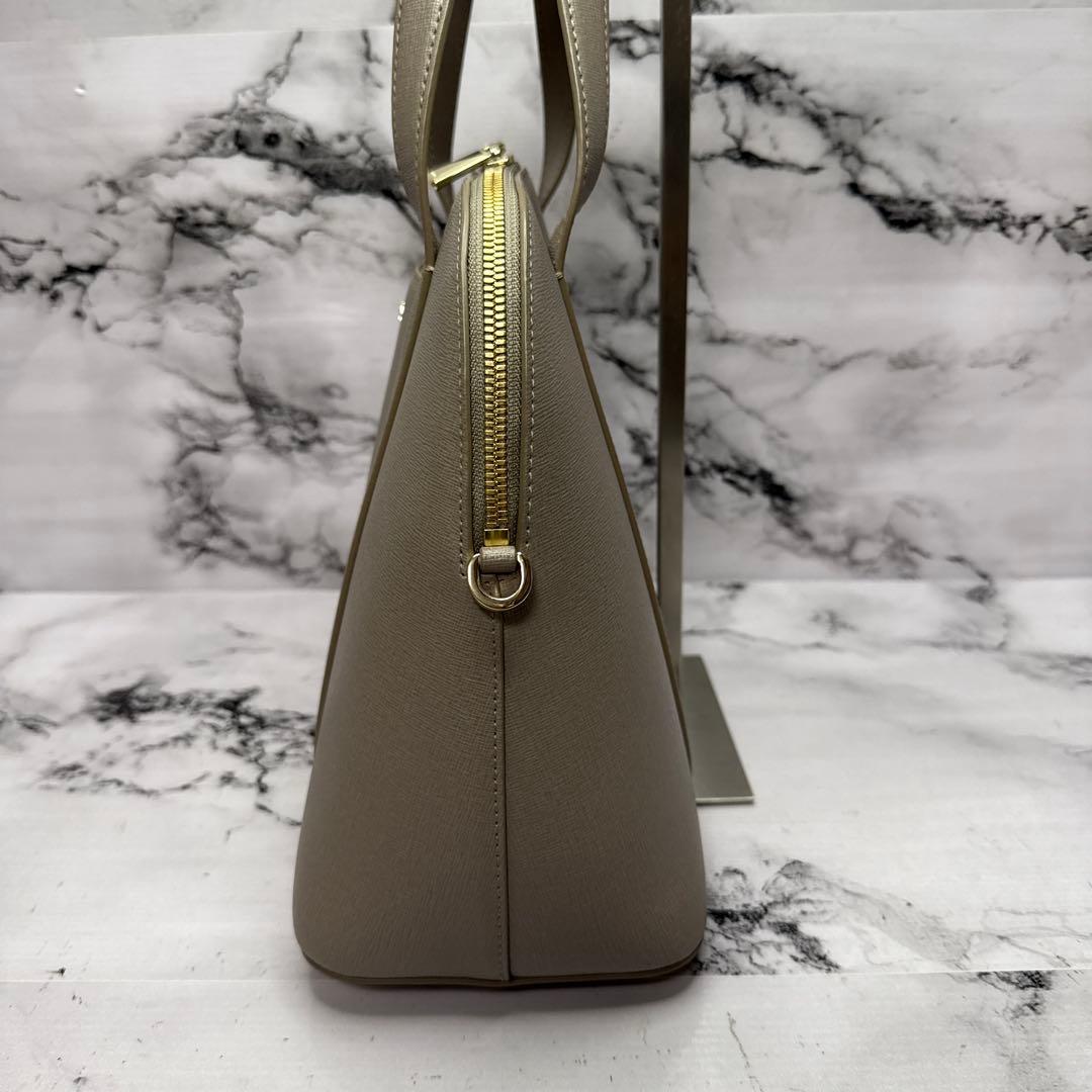 (極美品)大人気、フルラ、サンディー、2wayバック、オールレザー、人気色、金