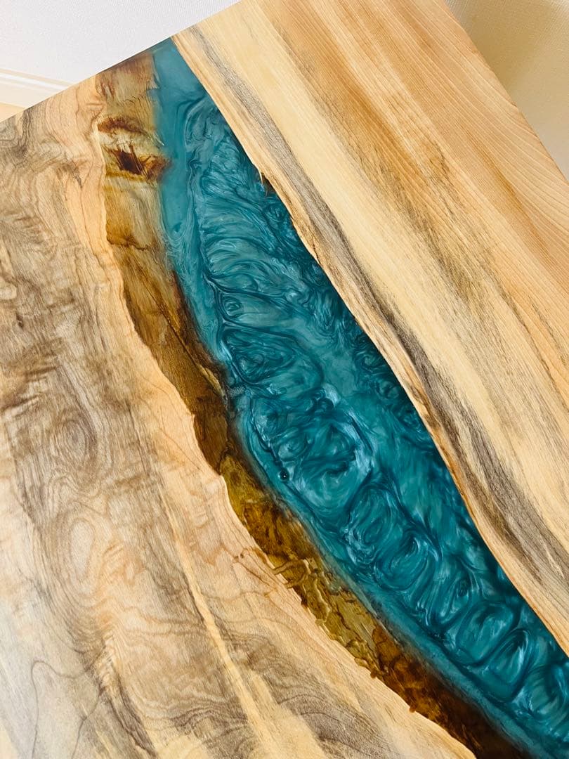 レジンテーブル　ローテーブル 栃　リバーテーブル　アイアン