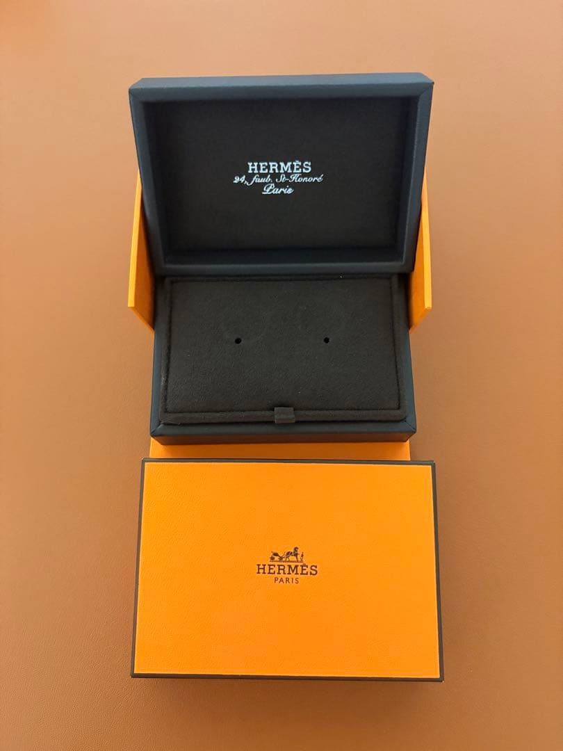 Hérmes ゴールドジュエリー空箱
