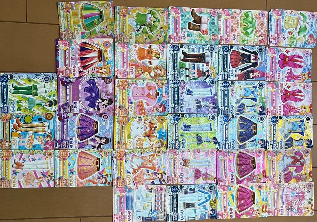 訂正あり‼︎ アイカツカードまとめ売り　約750枚　3月29日まで　早い者勝ち