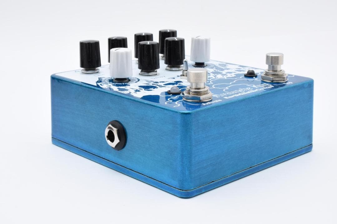 新品 EarthQuaker Devices Avalanche Run V2