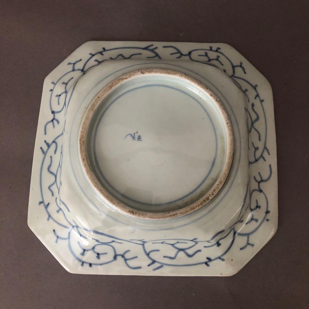 古伊万里　染付け窓絵　菊紋　草花柄縁　角皿