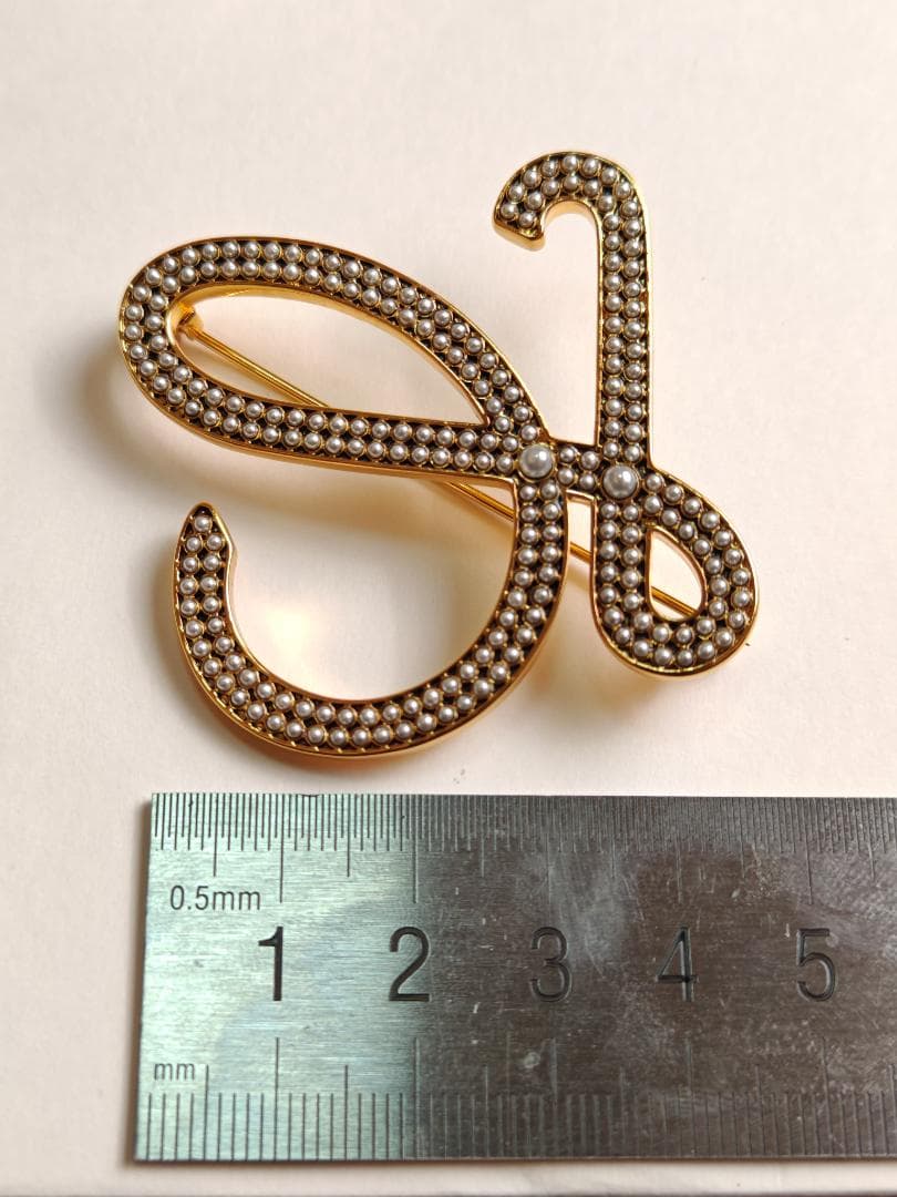 LOEWE ゴールド ブローチ パール装飾　美品