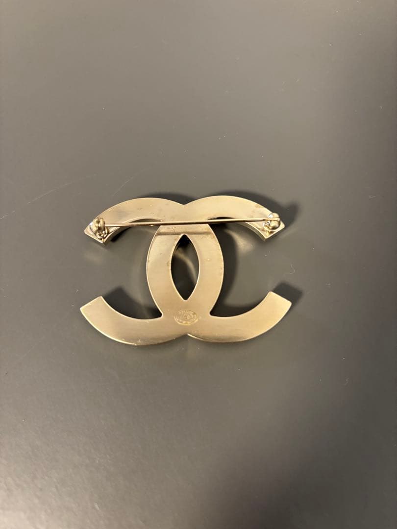CHANEL シャネル　ブローチ　 パール　　マットゴールド