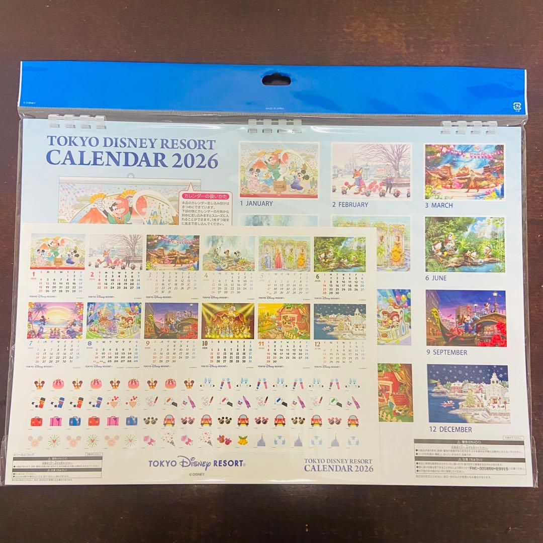 新品　ディズニーリゾート限定　ミッキー&フレンズ　壁掛けカレンダー　2026年
