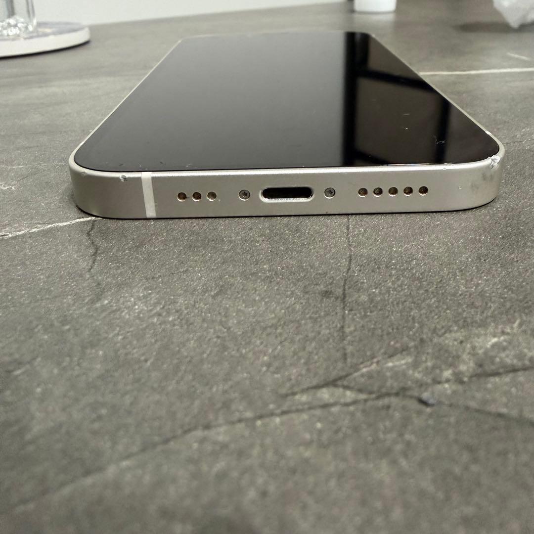 Apple iPhone13 128GB スターライト