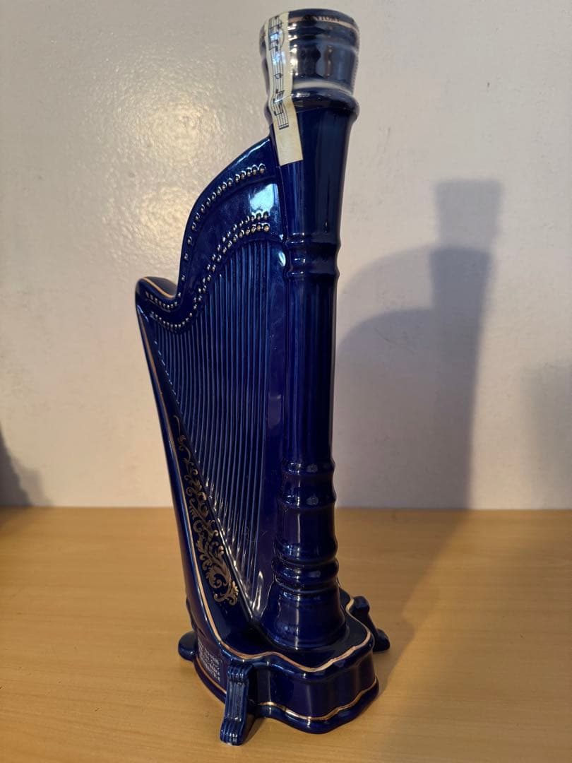 サントリー SUNTORY エイジング 15年 ハープ型ボトル 陶器 500ml