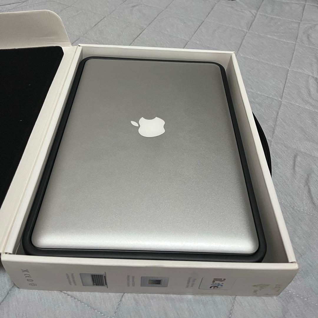 MacBook Pro SSD 128GB 8GBメモリ 未使用に近い