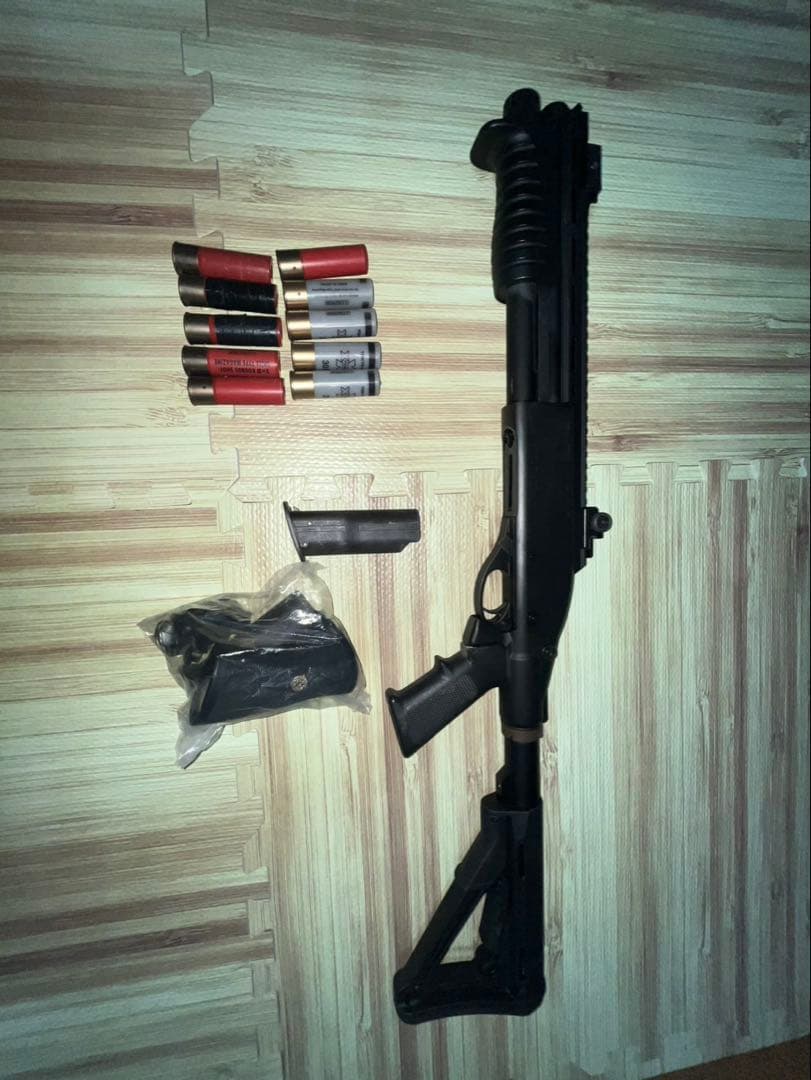 東京マルイ　m870ブリーチャーストックカスタム