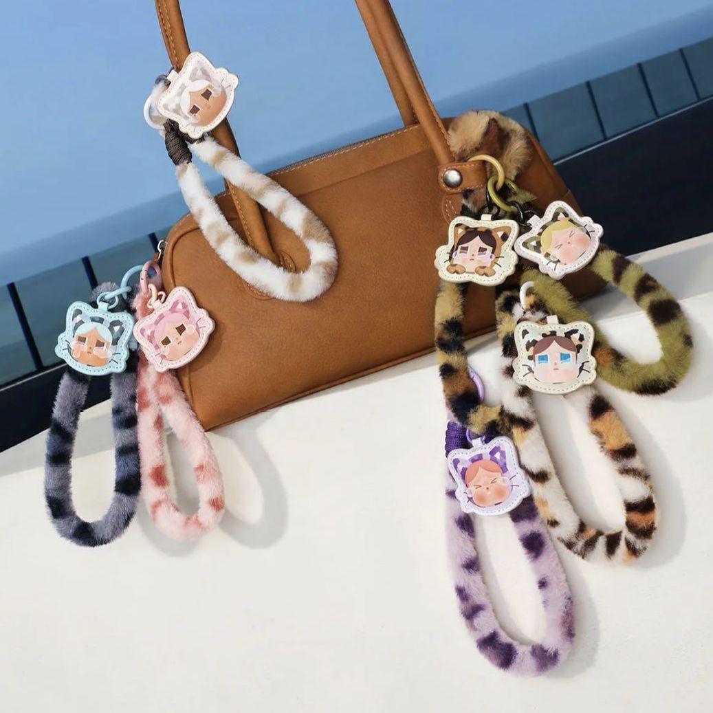 値下げ中☆人気商品クライベイビー　チャーム　ストラップ正規品