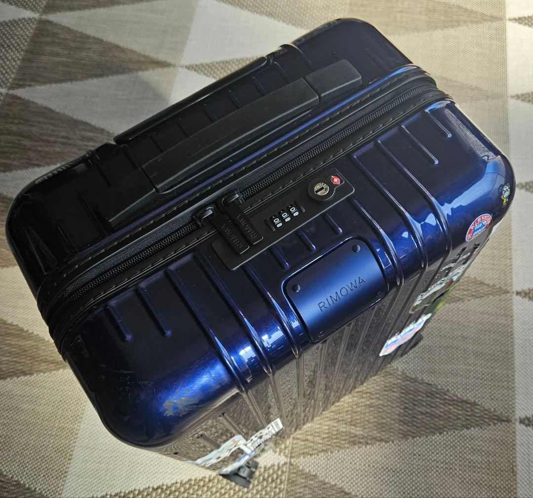 RIMOWA リモワ Essential Lite Cabin 37L ブルー